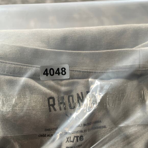 Rhone Reign Tee Shirt Mens XL Grey Performance Activewear Workout Training Gym - Picture 8 of 8